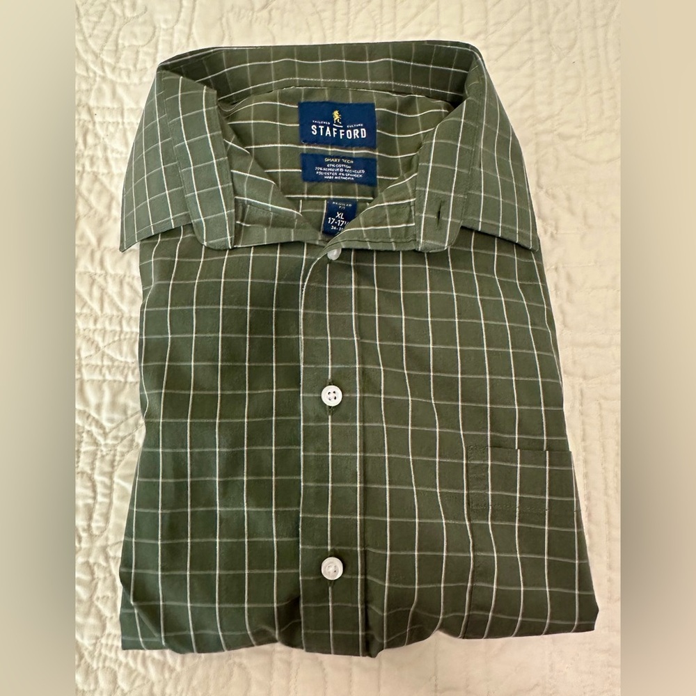 Stafford Men's Green Striped Dress Shirt